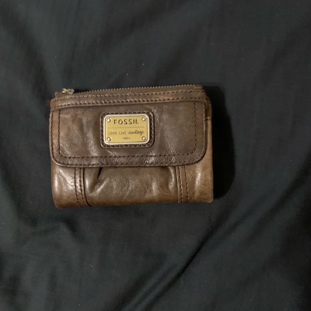 Fossil Brown Leather Compact Wallet
